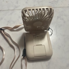 ハンディファン ネックストラップ付きの画像