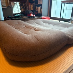 背もたれ立たない座椅子
の画像