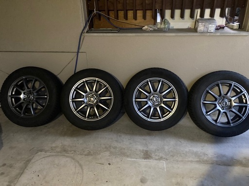 30アルファード　スタッドレス