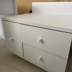 コンパクトドレッサー(ロータイプ)の画像