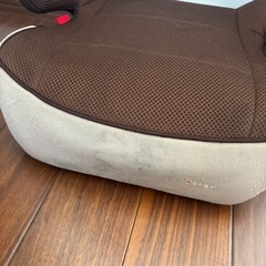 ジュニアシート　チャイルドシート　ブースターシートの画像