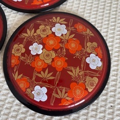 梅花柄　重箱 3個セット　丸型3段重　お正月、季節のお料理　お寿司　菓子入れの画像