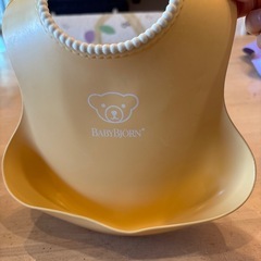 ベビービョルン　お食事エプロン　の画像
