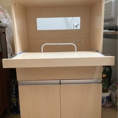 食器棚の画像