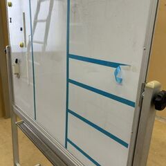 ホワイトボード キャスター付き マグネット式 1200✕900mm お掃除必要です！の画像