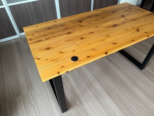 KANADEMONO THE TABLE / 杉無垢材 × Black