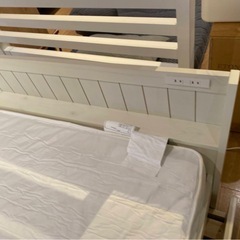 スノコ床板で快眠　
シングルベッドの画像