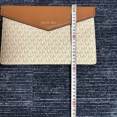マイケルコース　カード入れの画像