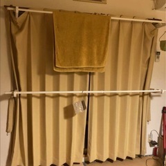 洗濯物干し/物干し竿/突っ張り棒/窓枠/ツッパリ/の画像