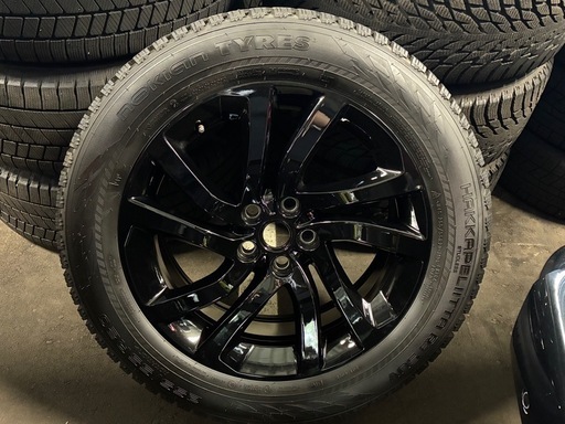 ランドローバー ディスカバリー 中古アルミ付スタッドレス4本セット お引き取り限定