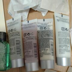 パークタワーホテル等のアメニティ　シャンプー　乳液等の画像
