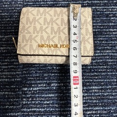 マイケルコース　三つ折り財布の画像
