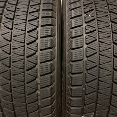 235/60R18 スタッドレス4本の画像