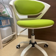 イス オフィス チェア グリーン の画像