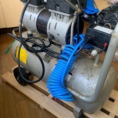 オイルレス静音コンプレッサー　EWS-30
の画像