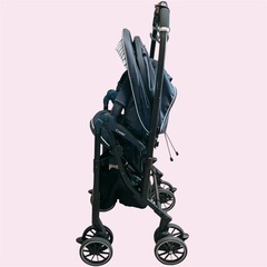 【美品🌟】新生児から使用可能🙆‍♀️コンビ ホワイトレーベルメチャカルハンディオート4キャスエッグショックの画像