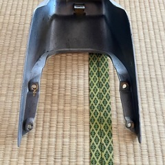 XJ400.550純正テールカウルの画像