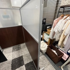 パーテーション2つ0円本日引取優先の画像