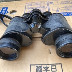双眼鏡の画像