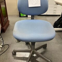 【無料でお譲りします】しっかりしたオフィスデスク＋チェアセット｜在宅ワーク・勉強机に最適（セット②）の画像