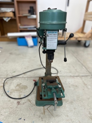ボール盤　電動ドリル　木工工具　電動工具