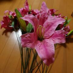 造花★バラ・ハイビスカスの画像
