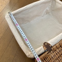 かご　バスケット　収納ボックス　蓋つきの画像