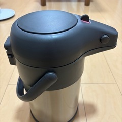値下げ【中古品】THERMOS ポットの画像