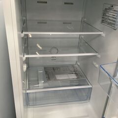 ★リユースのサカイ横浜南店★YM1394 Hisense 冷蔵庫 HR-D16F 162L 23年製 動作確認／クリーニング済みの画像