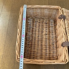 かご　バスケット　収納ボックス　蓋つきの画像
