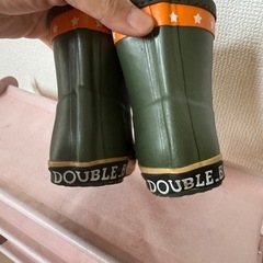 double B レインシューズの画像