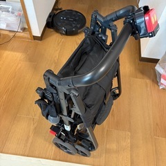 B型 ベビーカーの画像