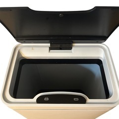 ゴミ箱 自動開閉 オーパスJAVA 45L　の画像