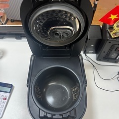 古い炊飯器の画像