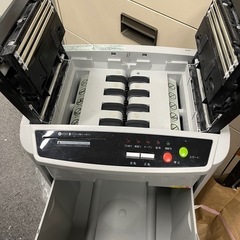 アイリスオーヤマシュレッダーの画像