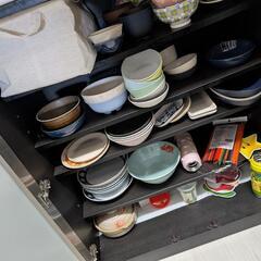 食器棚の画像