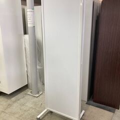 中古　極美品　オフィスコム　パーテーション　折りたたみ3連　3面衝立　間仕切り　自立式　軽量アルミ　ホワイト　キャスター付　アルミ枠　　W1800　H1800　愛知県 一宮市 名古屋 稲沢 江南 岩倉 岐阜 羽島 各務ヶ原 三重 愛知 グッドプライス一宮の画像