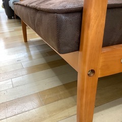 【お値下げしました！】コスパクリエーション 木肘ヴィンテージソファ　入荷しました。の画像