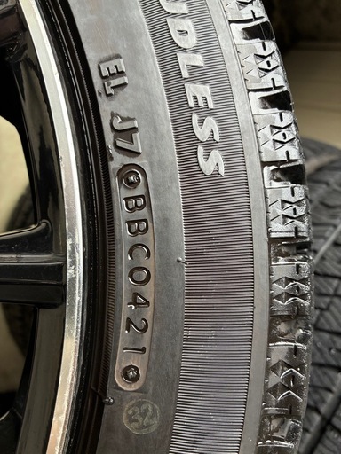メルセデスAMG C43使用中古BSアルミ付スタッドレス4本セット 引き取り限定