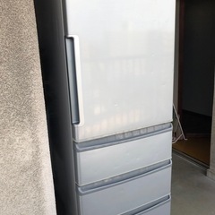 キッチン家電　AQUAノンフロン冷凍冷蔵庫　AQR−361ES(W)形　355リットル の画像