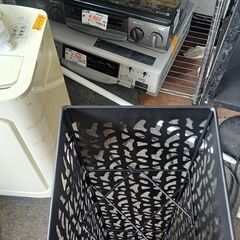 【リサイクルショップどりーむ鹿大前店】No.2584　傘立て　写真参照🎵　オシャレなデザイン　おススメ商品です🎵の画像