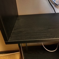 コンパクトテレビ台にも観葉植物整列ディスプレイにも。の画像