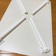 ❗️9/20・9/21・9/22・9/23・9/24に取りに来ていただける方限定❗️ 70cm×48cm折りたたみテーブルの画像