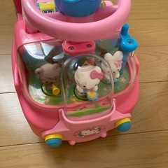 ハローキティ　手押し車　の画像