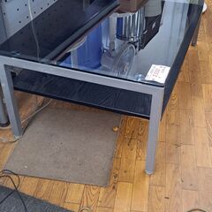 【リサイクルショップどりーむ鹿大前店】No.2560　ガラステーブル　少し大き目サイズ　写真参照🎵　おすすめ🎵の画像