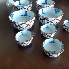 和食器セット（角皿・小鉢）の画像