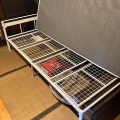ニトリシングルベッド　マットレス付きの画像