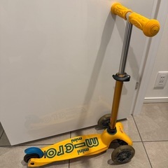 マイクロスクーター　キックスクーターの画像