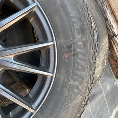 スタッドレスタイヤ　16インチ　215/70R16 ４本　の画像