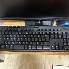 デスクパソコンセットの画像